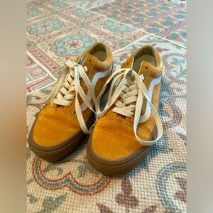 Vans UA Old Skool Suede Sneakers